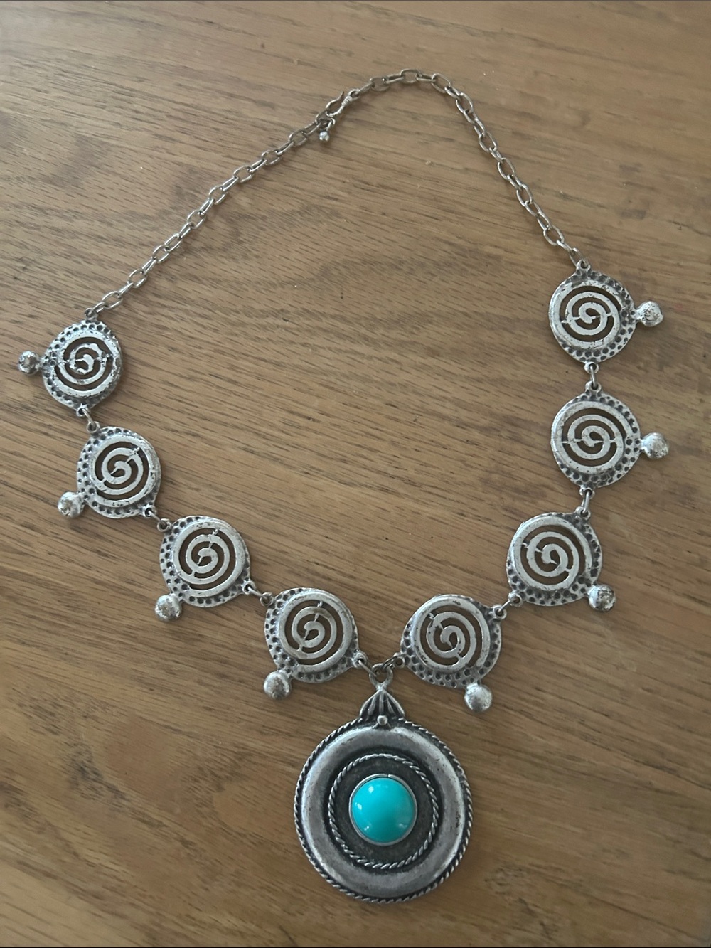 Brushed silver Turquoise Pendant Silver-Tone Statement Necklace